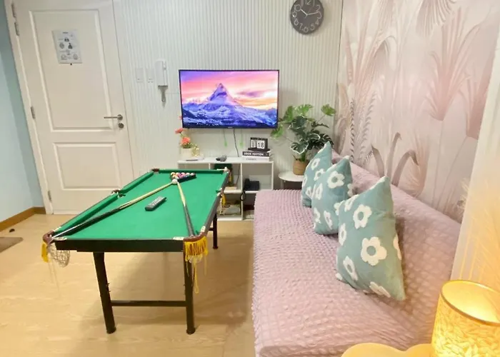 Leisure Escape Azure Staycation